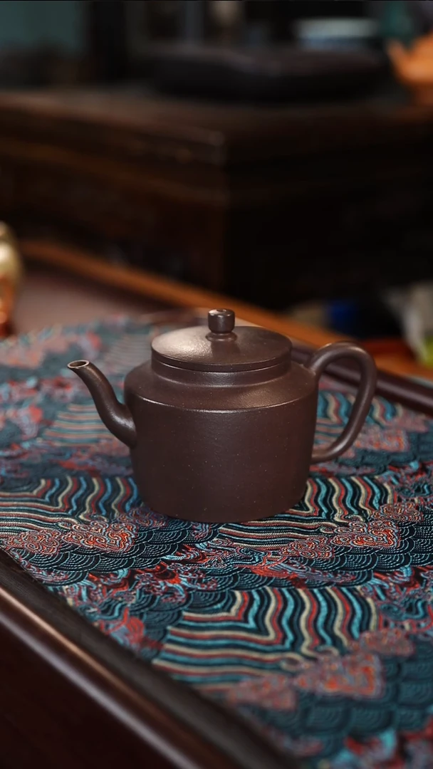 茶壶紫砂折肩二式 大水潭紫泥