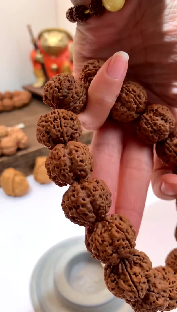 【闪购商品】金刚菩提手串20-21尺寸老桩梅花