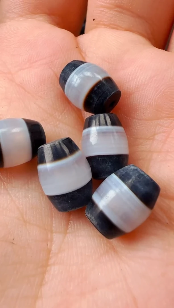 【 肖钟出品 】配珠随发1颗