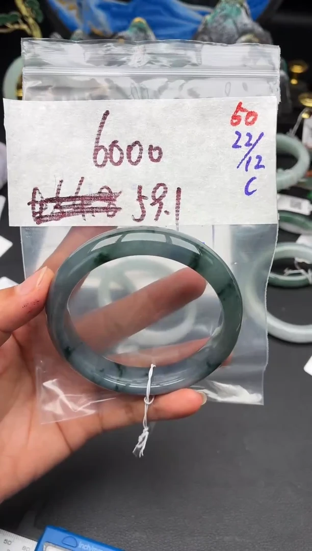 未镶嵌定制翡翠?****?毛货需精细抛光多样性发1件50