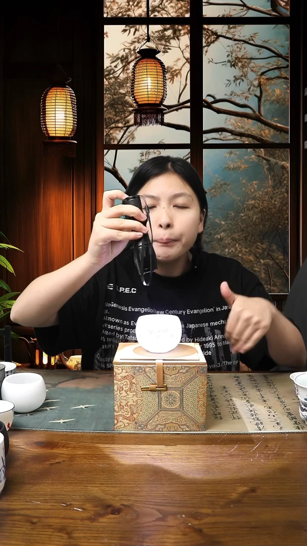 景德镇高温瓷牡丹