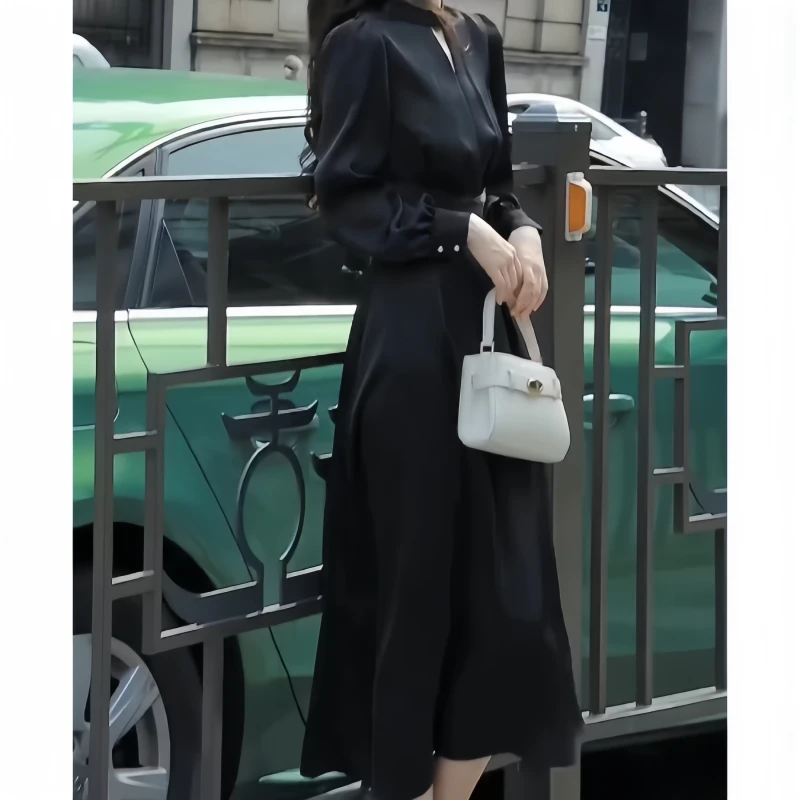 早秋法式圆领中长连衣裙气质显瘦设计感绑带收腰长裙赫本风小黑裙