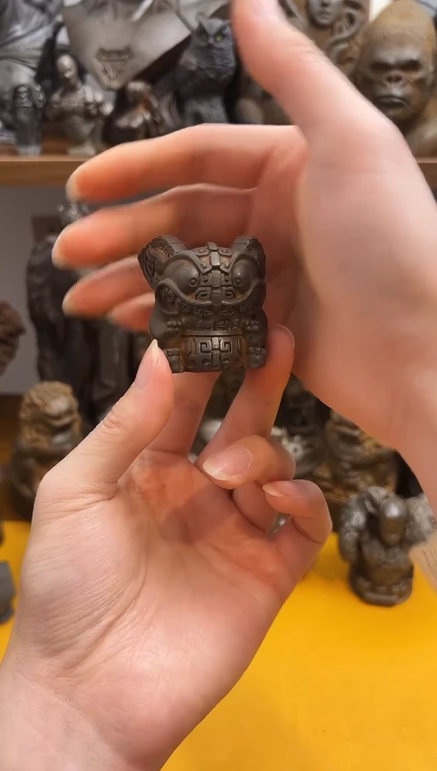 金属实心铁艺---小吞金兽