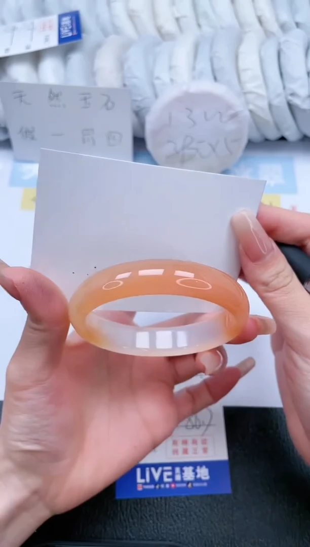 【闪购商品】石英质玉手镯未镶嵌福利微瑕介意勿拍 T293-56.7