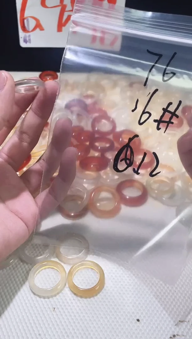 未镶嵌戒指玛瑙/玉髓小**咩76