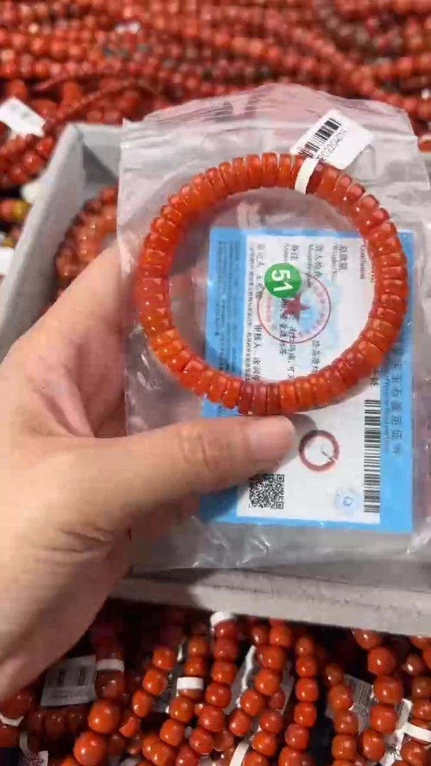 南红玛瑙手串未镶嵌7+