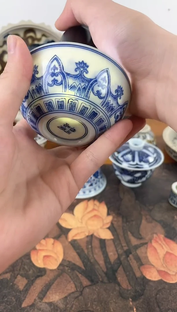 饕鬄纹青花扳指盖置