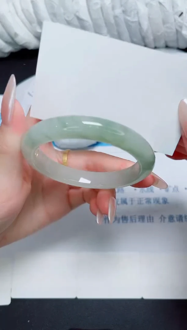 石英质玉手镯未镶嵌391/57