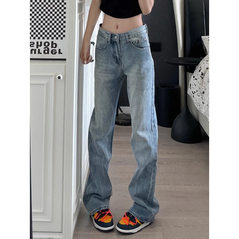 高街vibe浅蓝色弯刀牛仔裤男春秋款美式cleanfit穿搭微喇直筒裤子