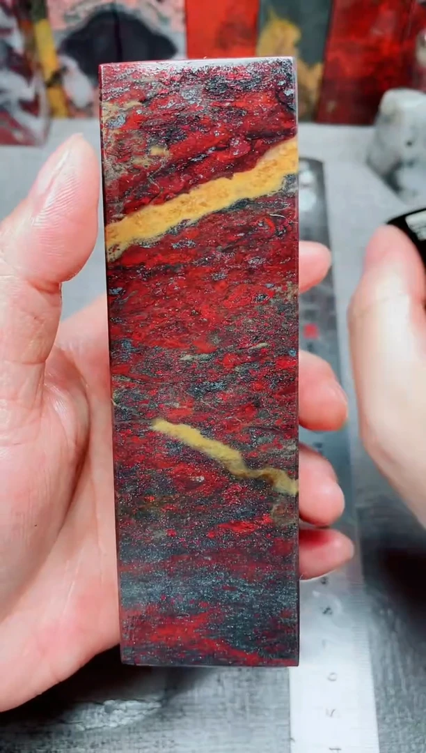 桂林鸡血玉素章老虎洞32