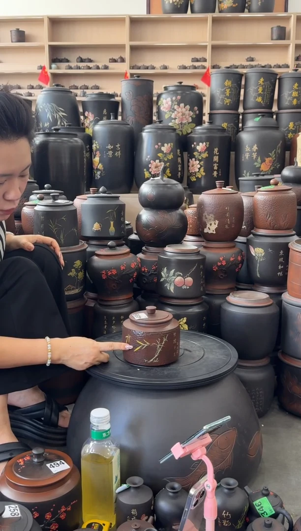 罐瑕疵茶叶罐  486  古铜色100克