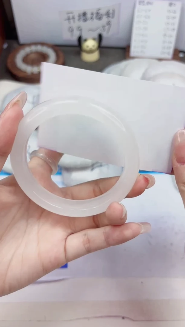 石英质玉手镯未镶嵌444-天山翠-圈口58.5