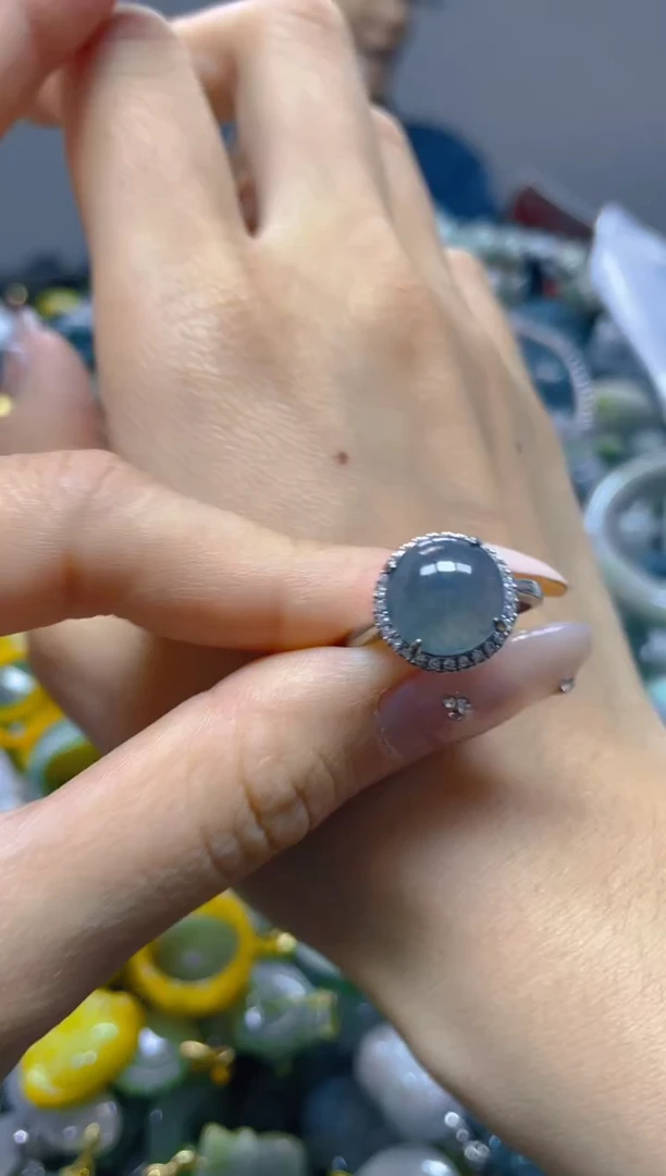 颈饰未镶嵌翡翠/T/翡翠A货，一件也是批发价