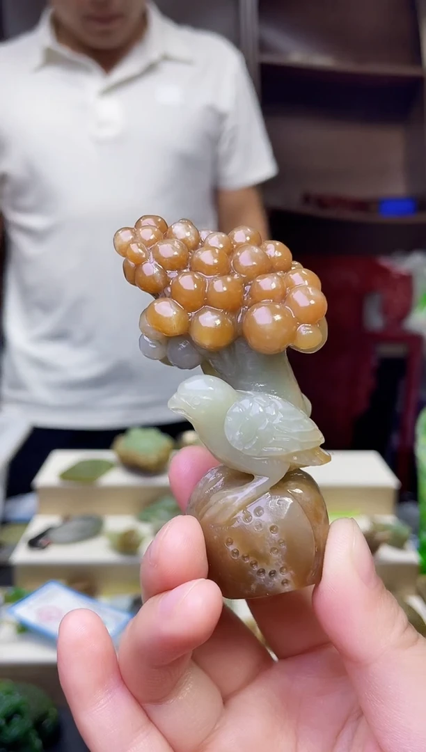 和田玉未镶嵌颈饰1