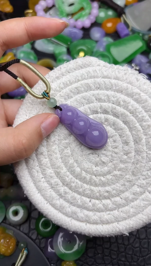 颈饰未镶嵌翡翠缅甸翡翠吊坠