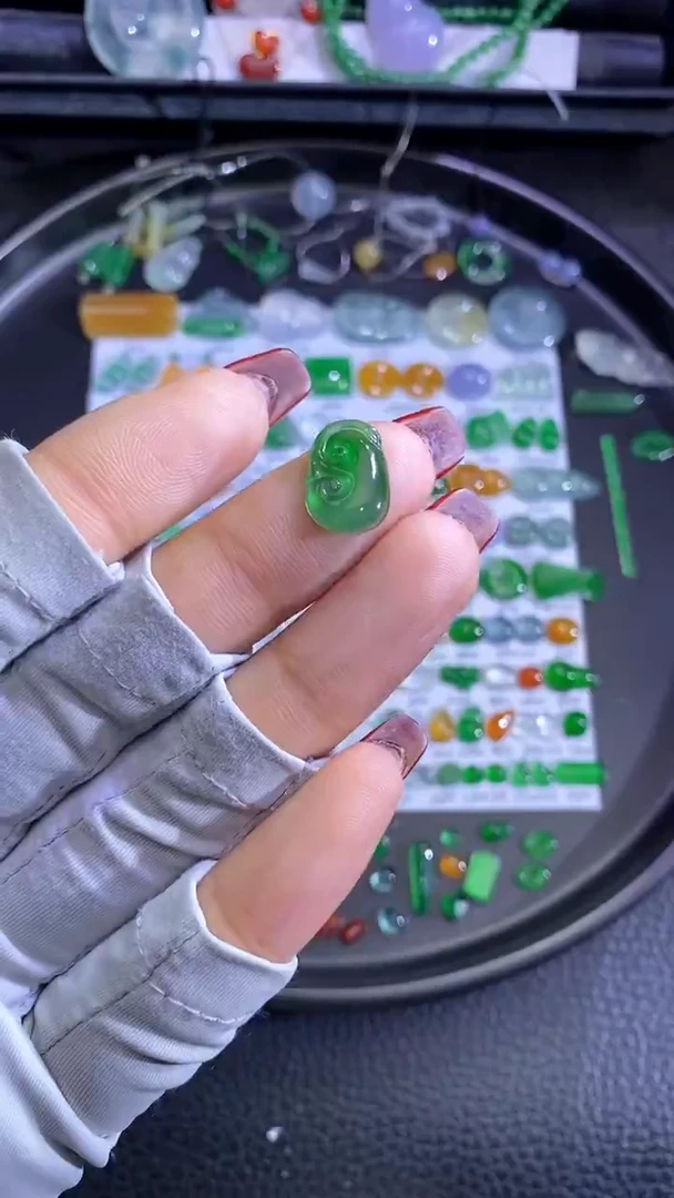 未镶嵌挂件翡翠如意