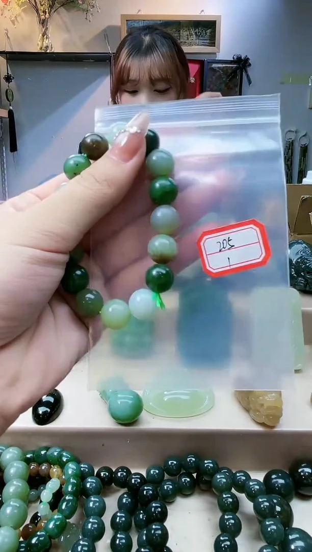 未镶嵌和田玉挂件1