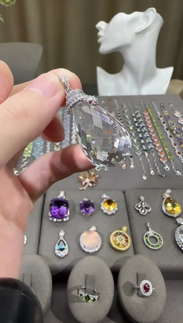 颈饰银S925镶嵌水晶18*33mm白水晶吊坠