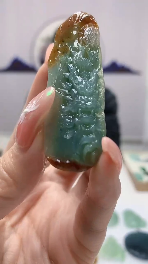 【闪购商品】定制翡翠未镶嵌3916DD-毛货挂件93