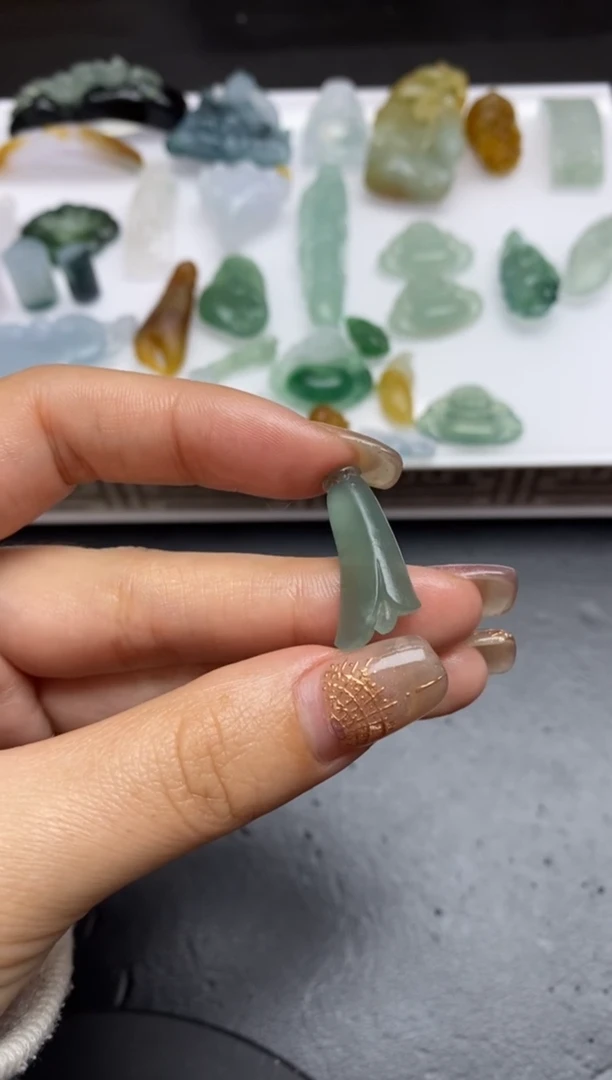 【闪购商品】定制翡翠未镶嵌翡翠毛货~