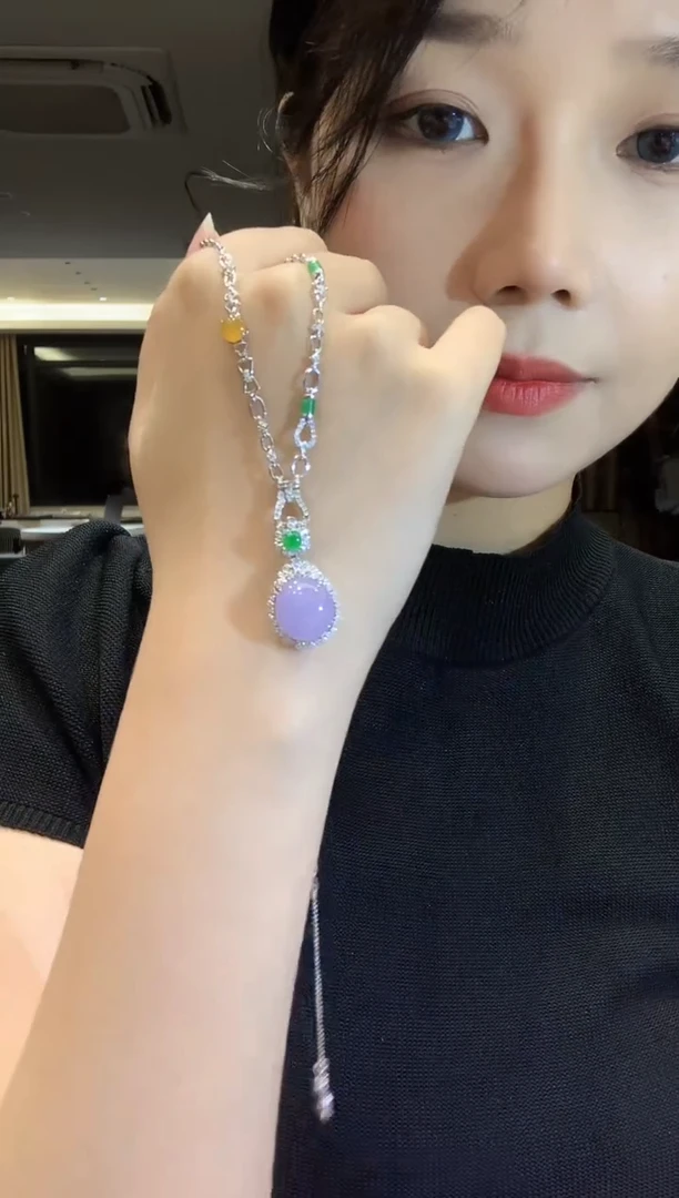 套链18K金镶嵌翡翠多样性发其一