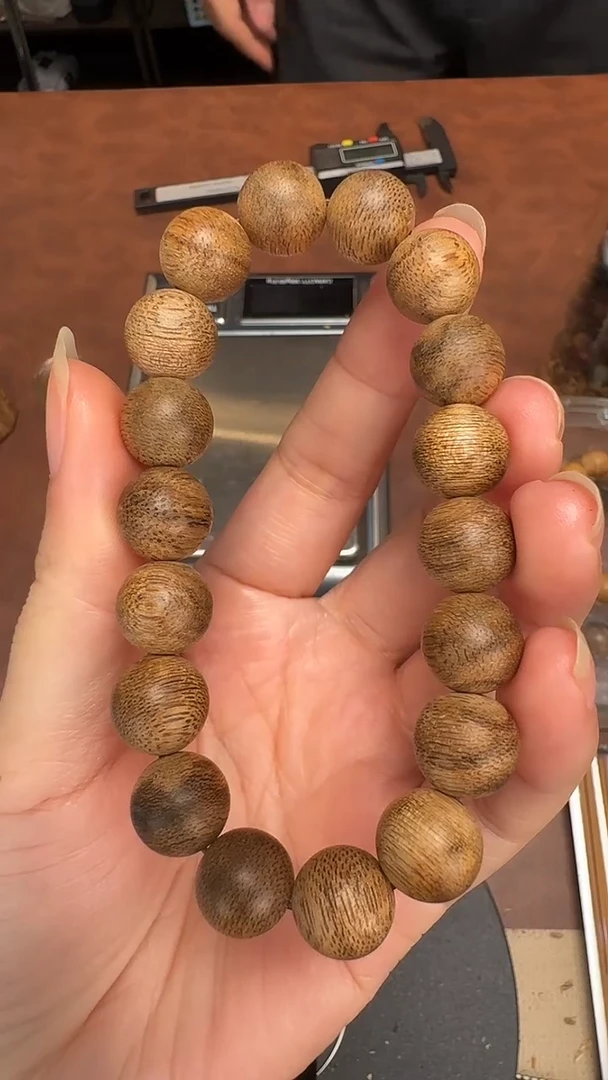 沉香手串野产区柬埔寨1.1的10克+