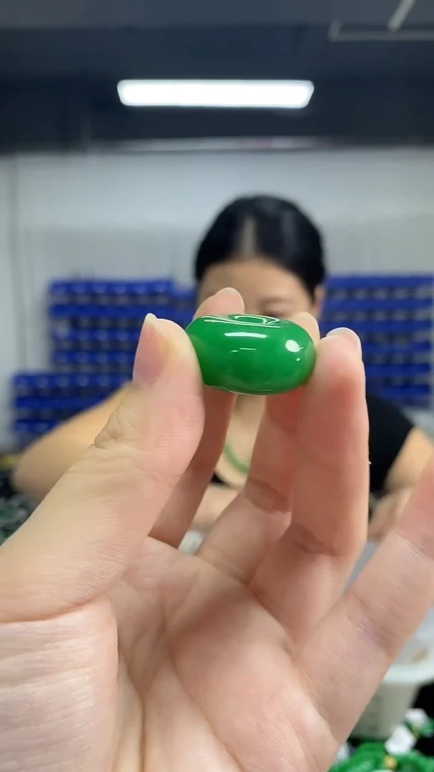 闪购链接  多样性发其一颜色微差  吊坠