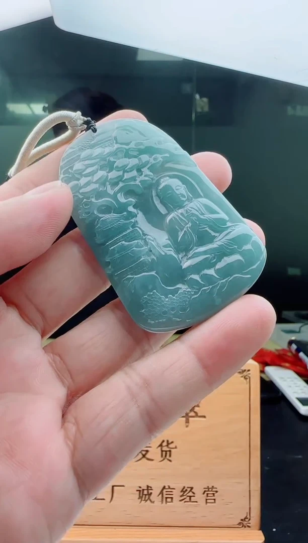 【闪购商品】翡翠颈饰未镶嵌111111111