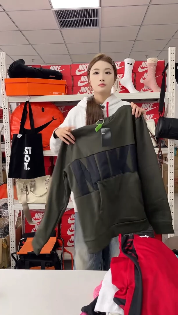 编码  尺码 xl 胸围衣长  正品直播间过款卫衣