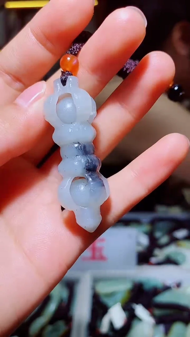 和田玉未镶嵌颈饰1