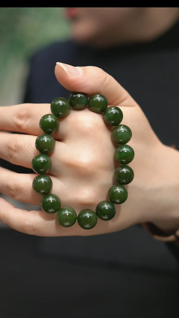 颈饰未镶嵌翡翠两***友11.9mm