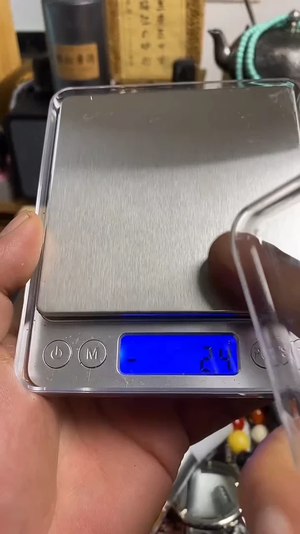 瓷片闪购商品，如图所示