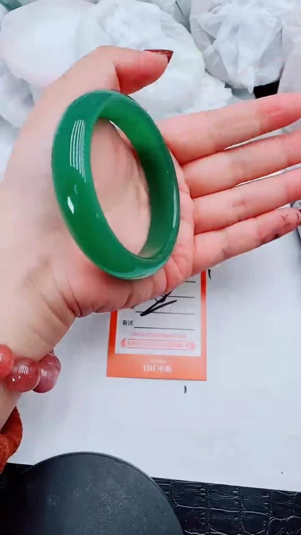 【闪购商品】石英质玉手镯未镶嵌Q229-58-59