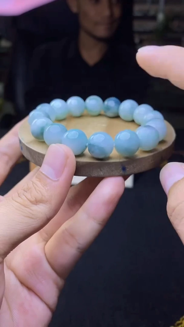 定制翡翠未镶嵌天然缅甸A货翡翠，多样性发货，拍一发一