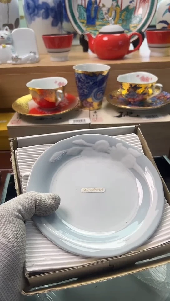 【闪购商品】中古回流瓷器谨慎参拍（一大五小）