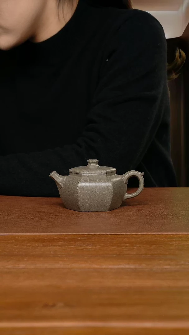 【闪购商品】紫砂茶壶方俊超  贤六方  青段190cc