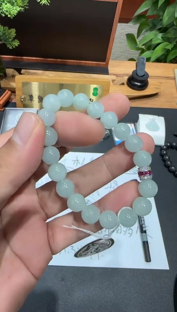 未镶嵌挂件翡翠A货翡翠多样性一件