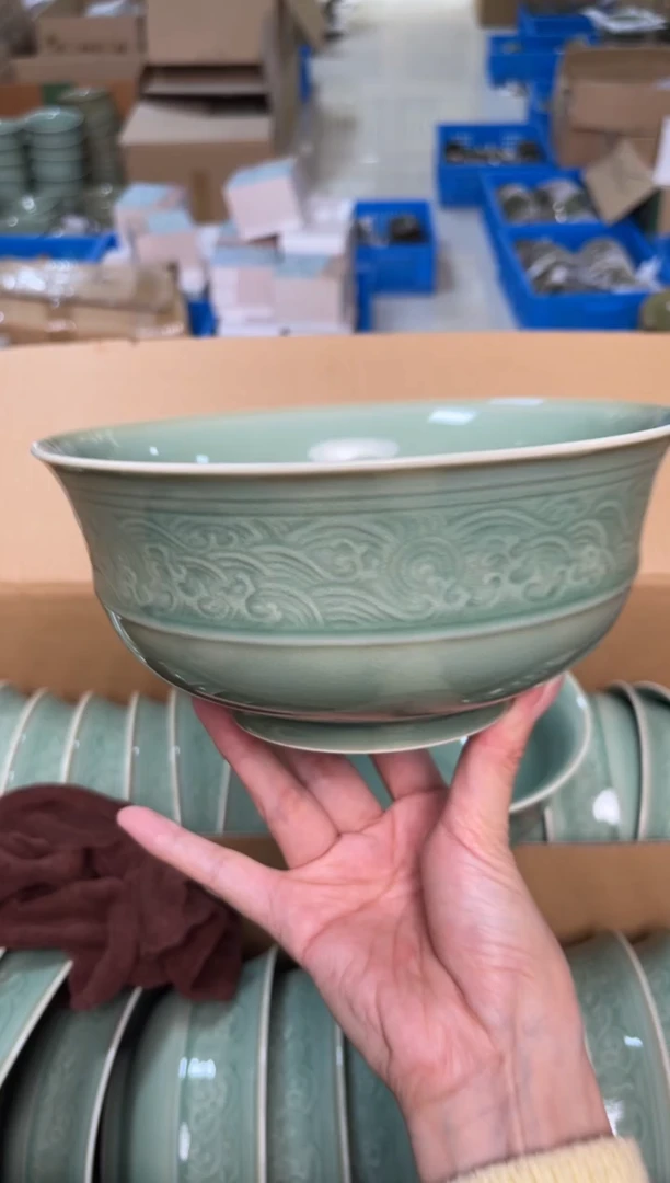 陶瓷青瓷7英寸海浪纹大碗 全品