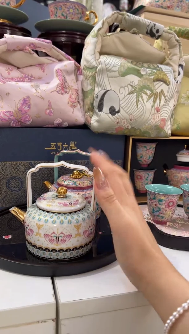 瓷片小乔闪购链接