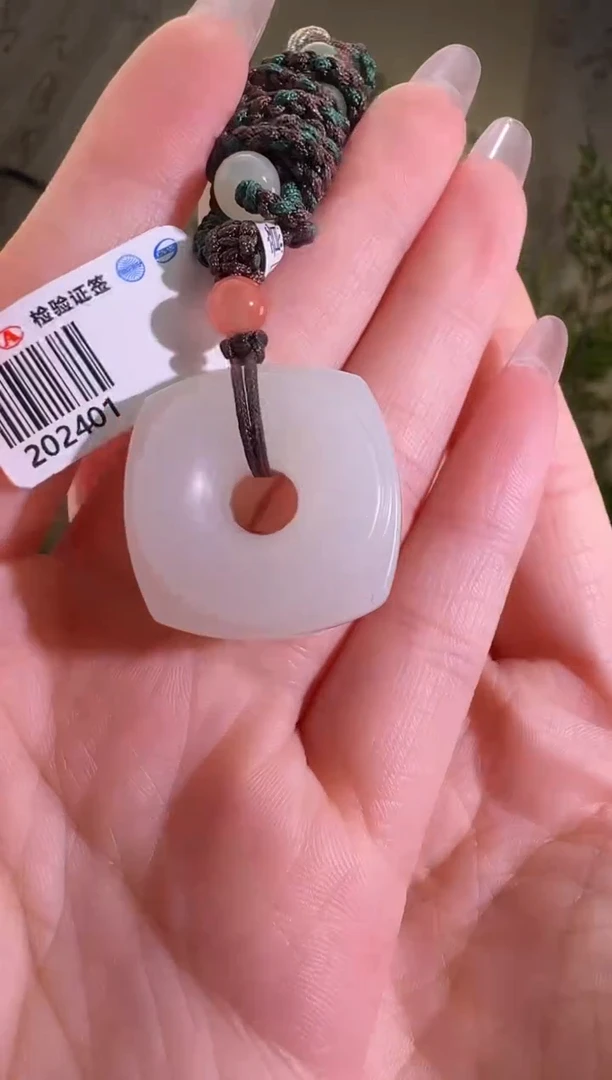 和田玉未镶嵌颈饰扣 xp