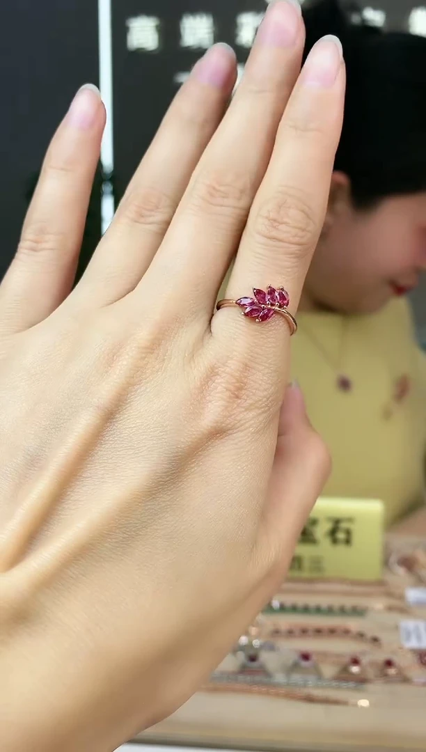 【闪购商品】红宝石手饰银S925镶嵌手饰