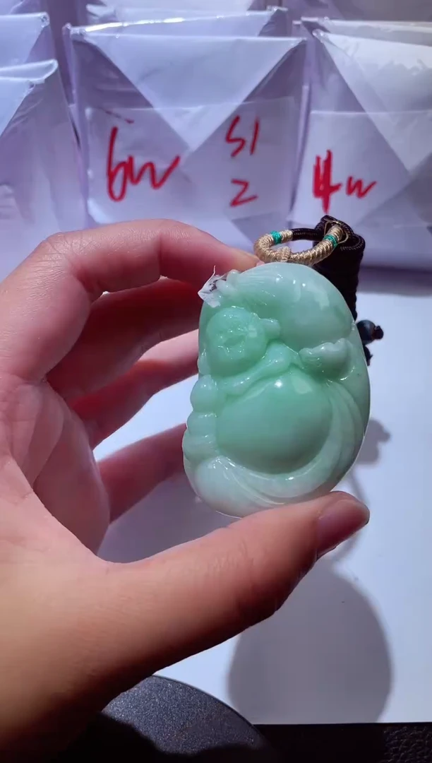 颈饰未镶嵌翡翠000088350