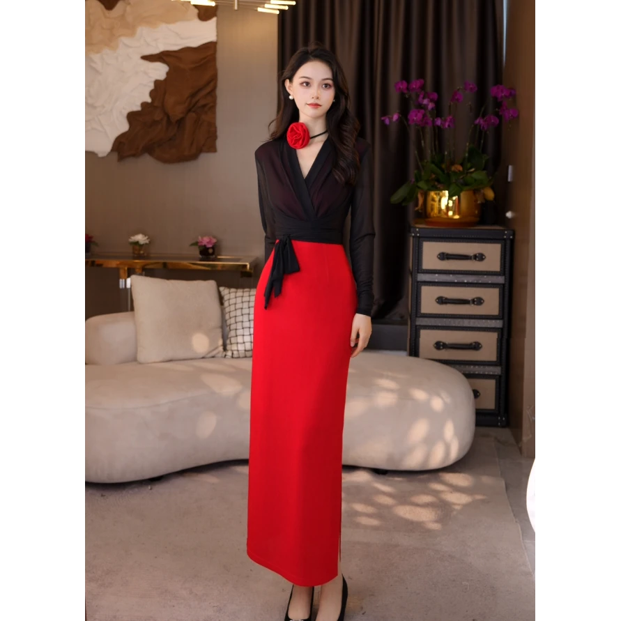 QIQI【红玫瑰】春夏新款V领收腰连衣裙W-40824