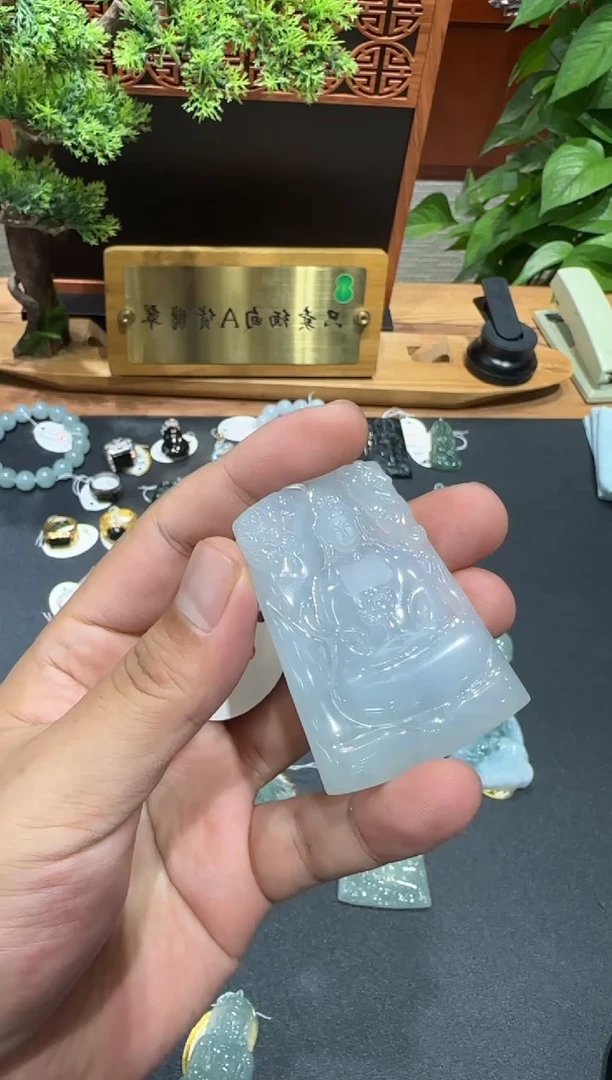 未镶嵌挂件翡翠i***iA货翡翠多样性孤品