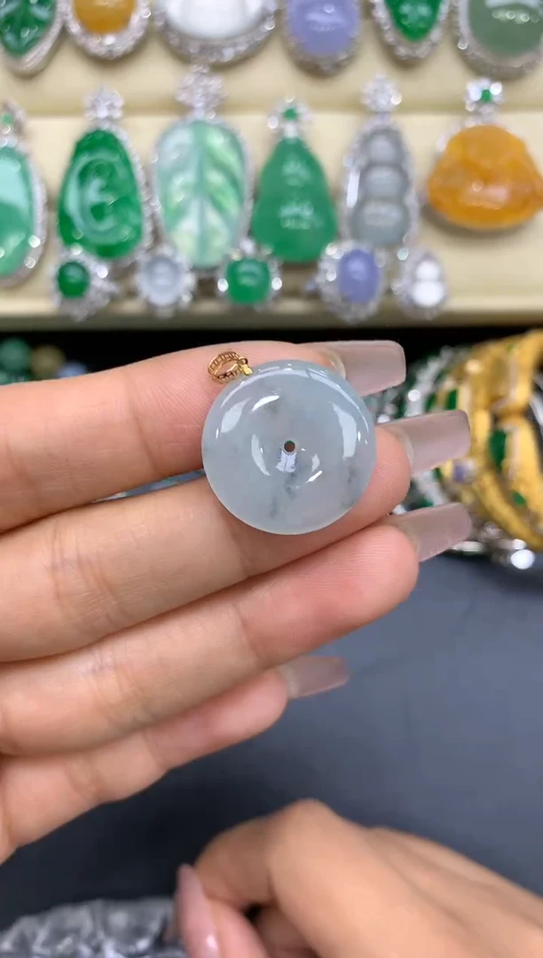 颈饰18K金镶嵌翡翠40-中国好珍宝