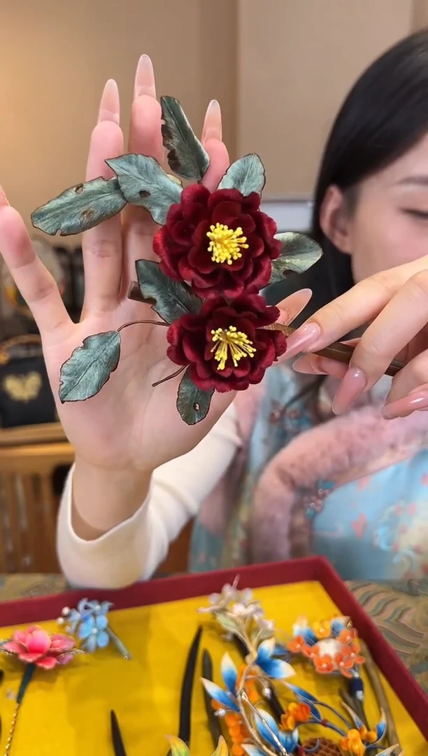 刺绣非遗绒花（发饰）