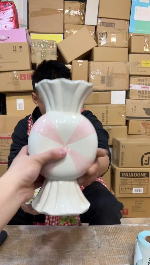 【闪购商品】杯陶瓷粉色糖果花瓶