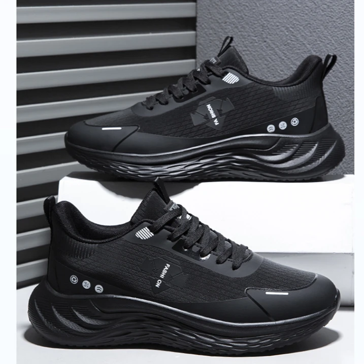 【WZCF正品】超轻弹厚底潮流时尚百搭革面休闲运动户外跑步男鞋QS2