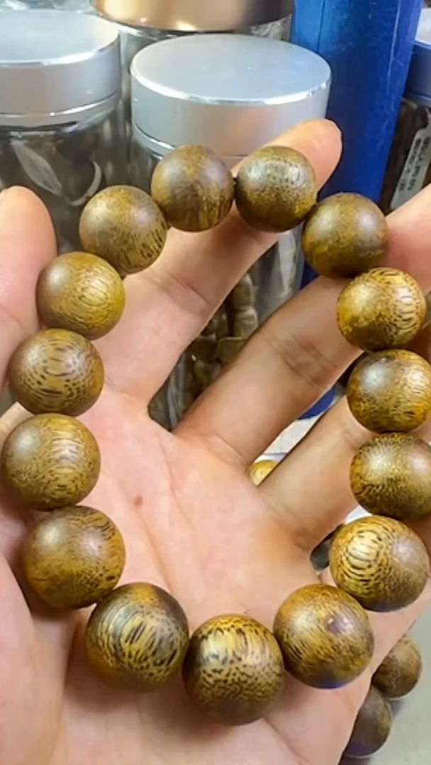 沉香手串种植绿棋1.5单圈18克