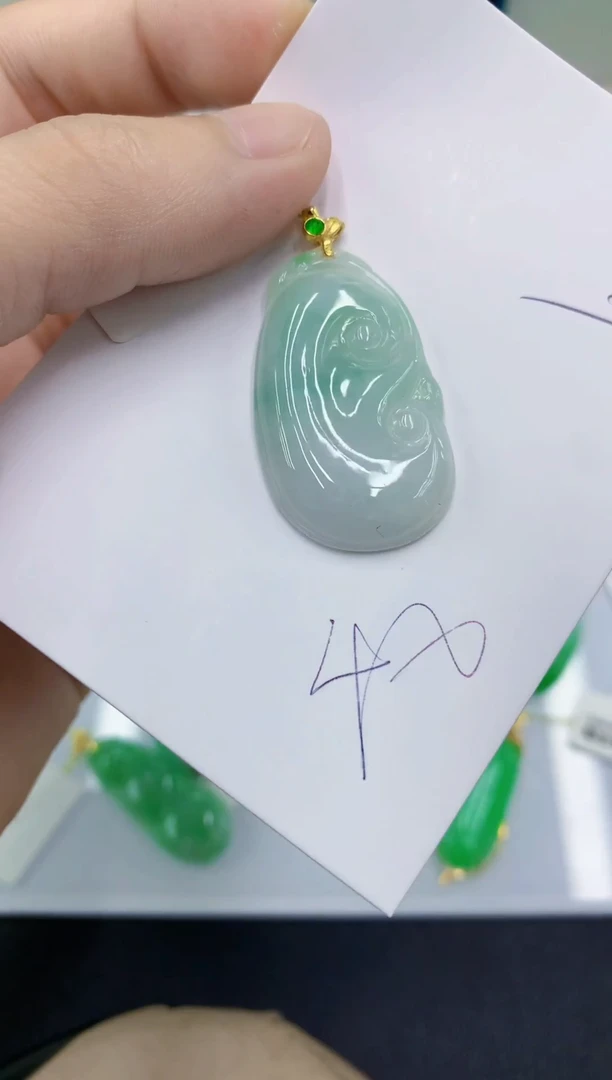 颈饰未镶嵌翡翠翡翠